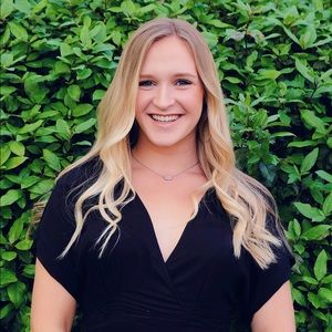 Meet your Posher, Renee